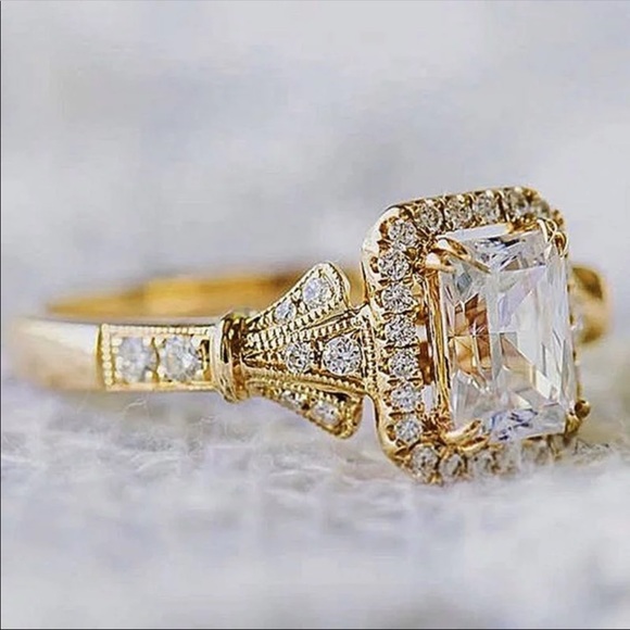 *NEW*Elegant Yellow Gold Plated Diamond Ring - Picture 2 of 5